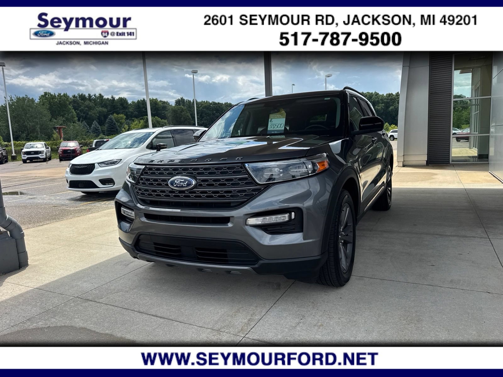 Certified 2023 Ford Explorer XLT w/ Equipment Group 202A AWD/4WD image 1