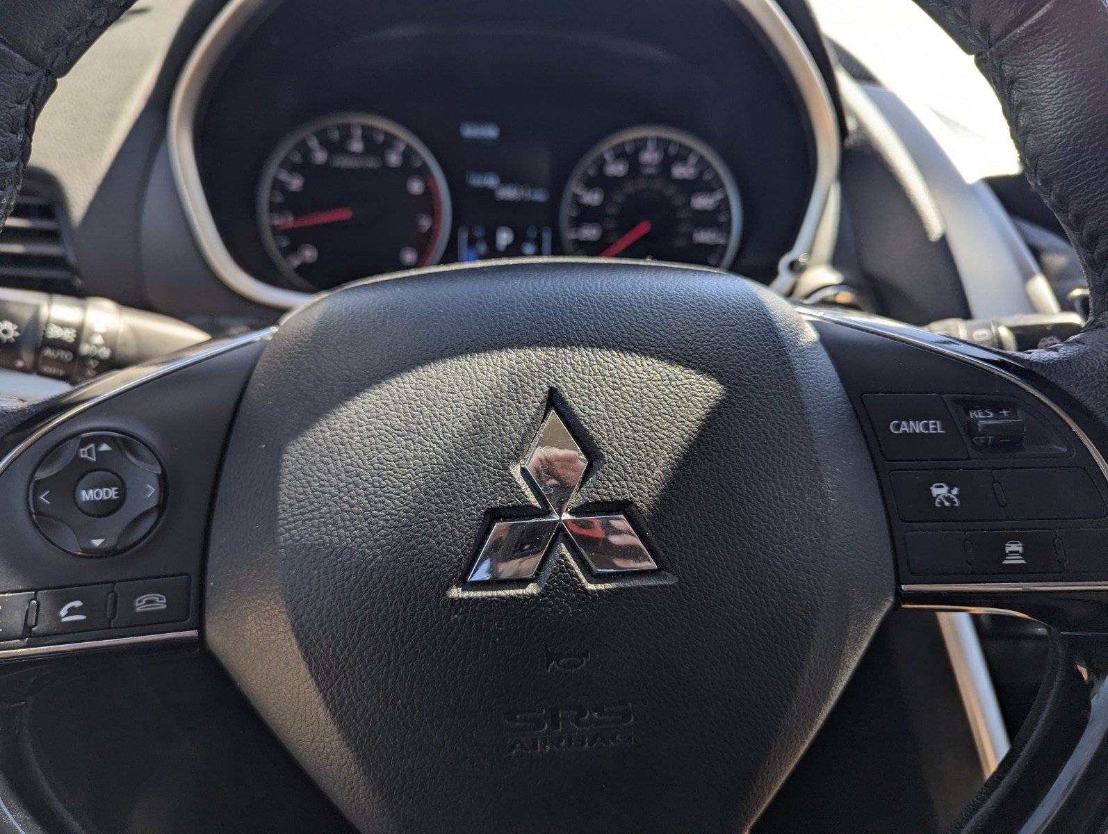 Used 2024 Mitsubishi Eclipse Cross AWD image 15