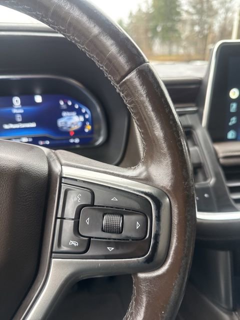 Used 2022 Chevrolet Suburban LT AWD/4WD image 28