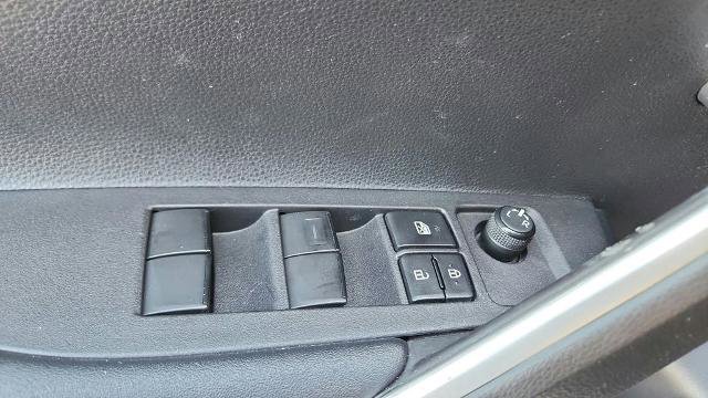 Used 2024 Toyota Corolla Cross AWD Hybrid image 22