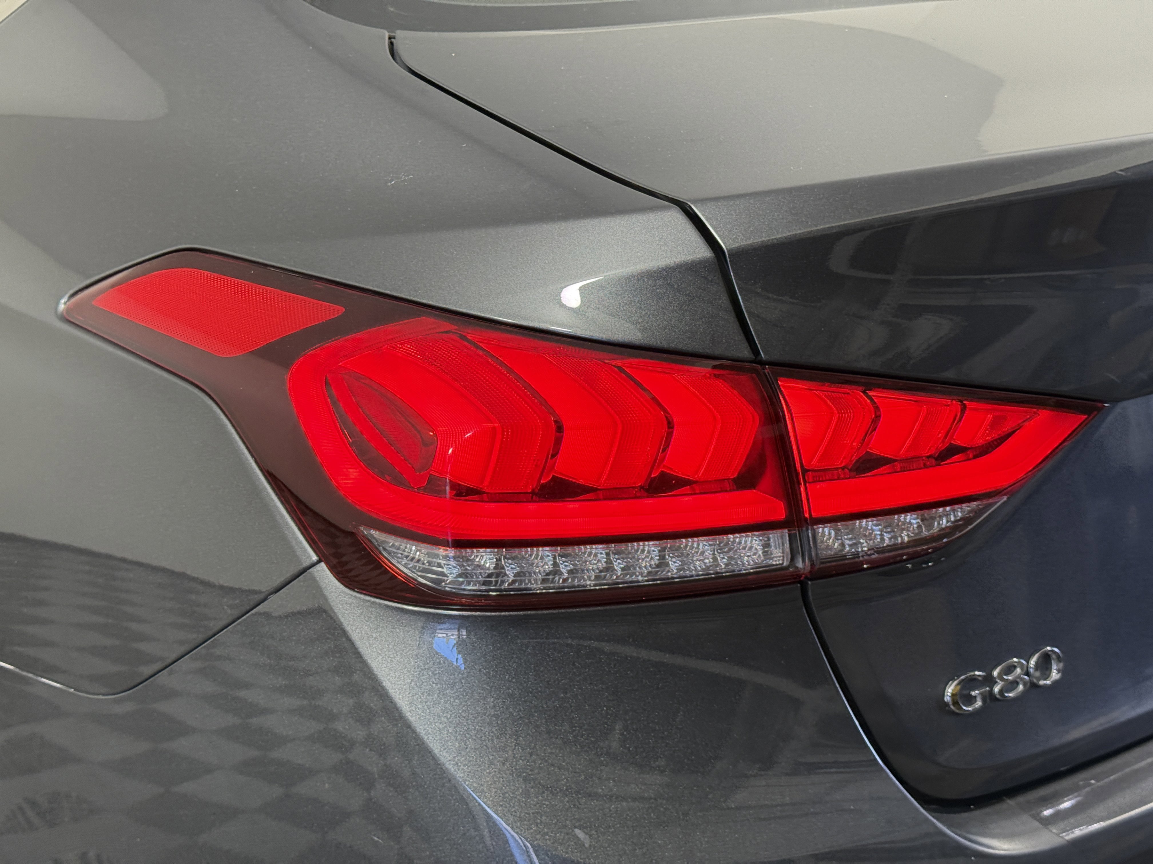 Used 2019 Genesis G80 3.8 image 8