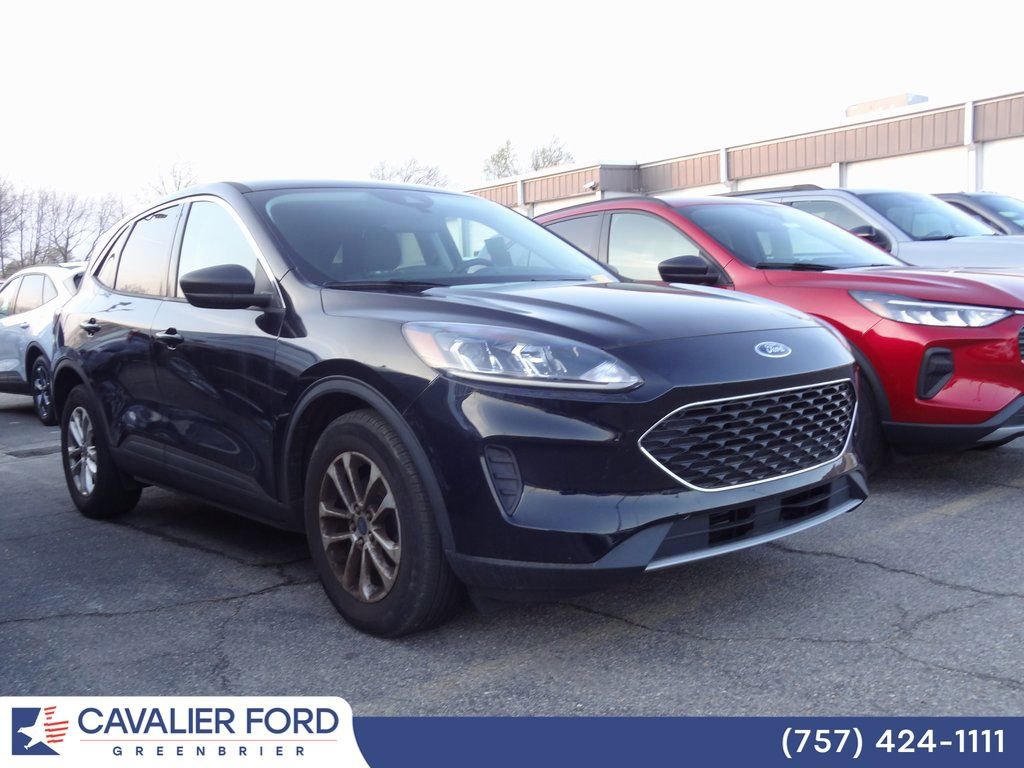 Certified 2022 Ford Escape SE w/ Convenience Package image 1