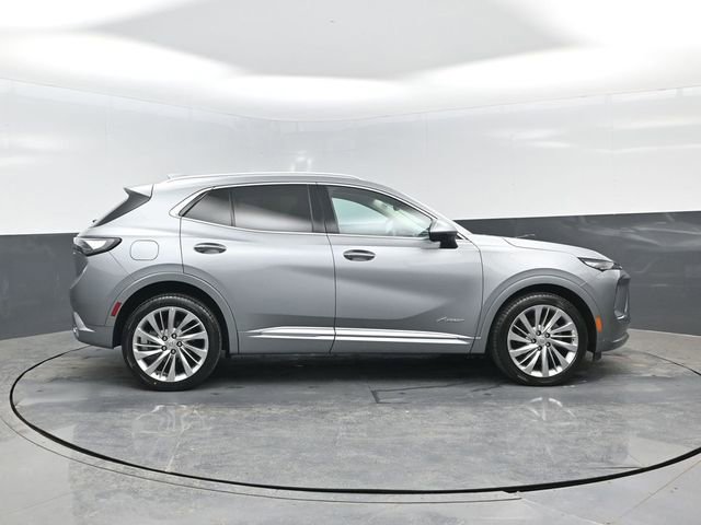 Used 2024 Buick Envision Avenir AWD/4WD image 3
