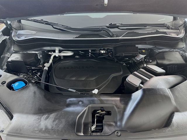 Used 2025 Honda Ridgeline Sport image 25