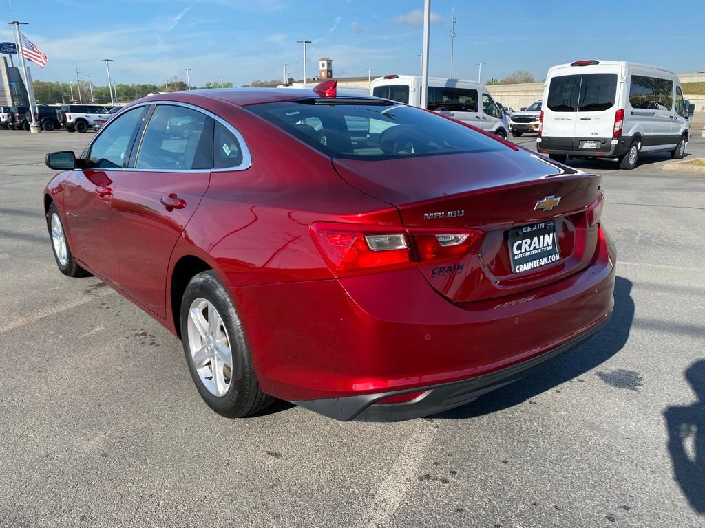 Used 2024 Chevrolet Malibu LT FWD image 4