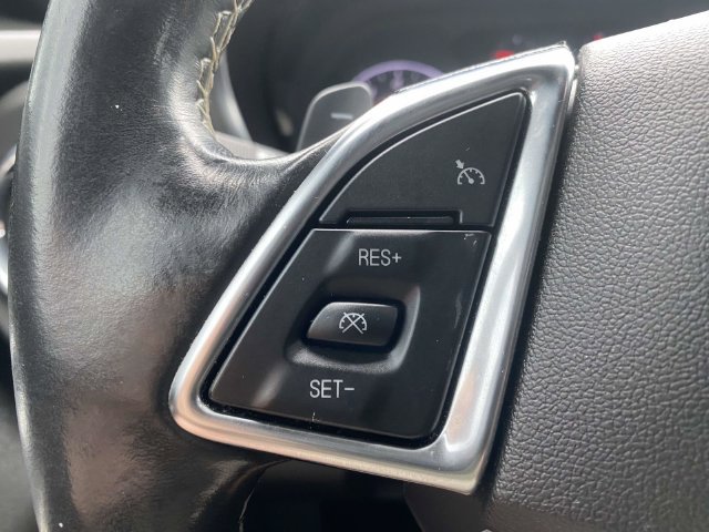 Used 2018 Chevrolet Camaro LT RWD image 17