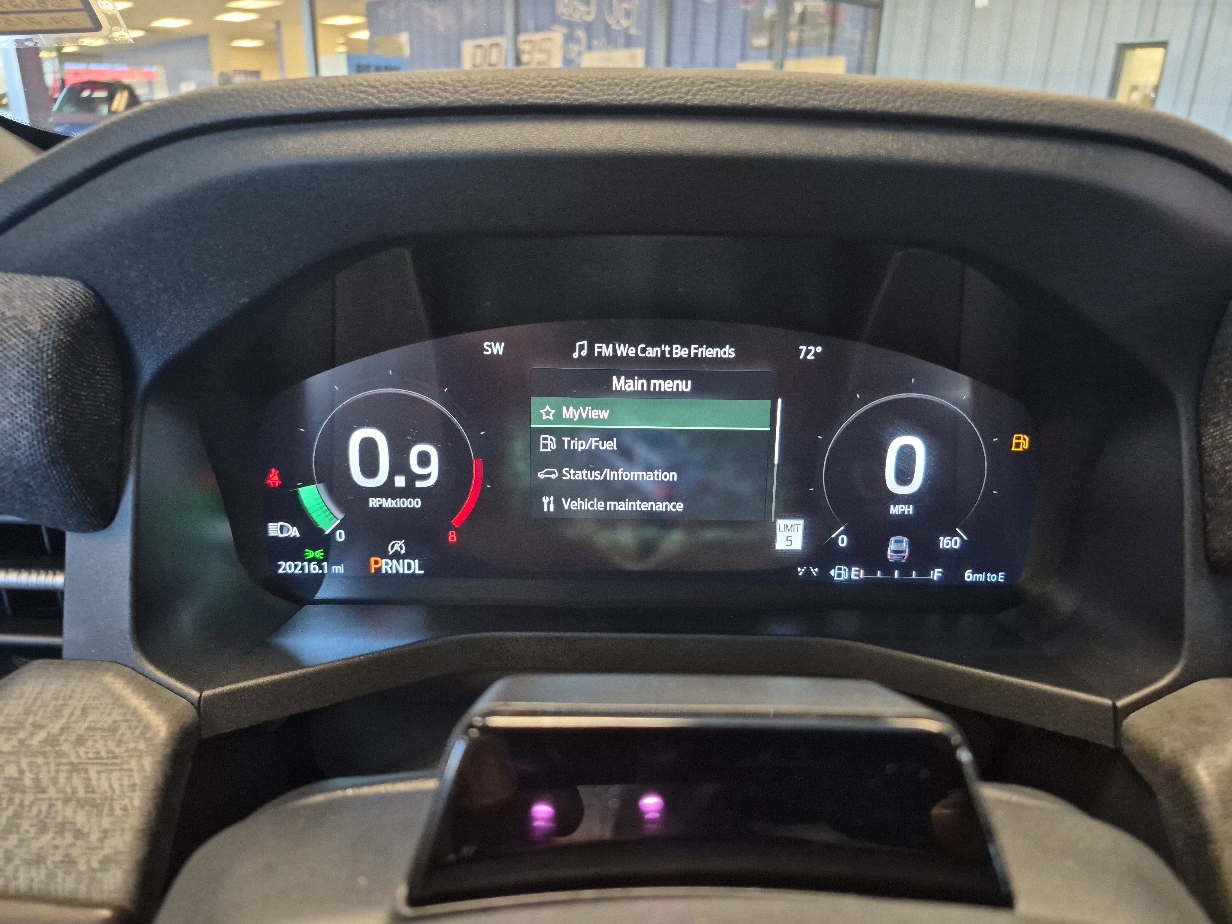 Certified 2025 Ford Explorer Platinum image 24