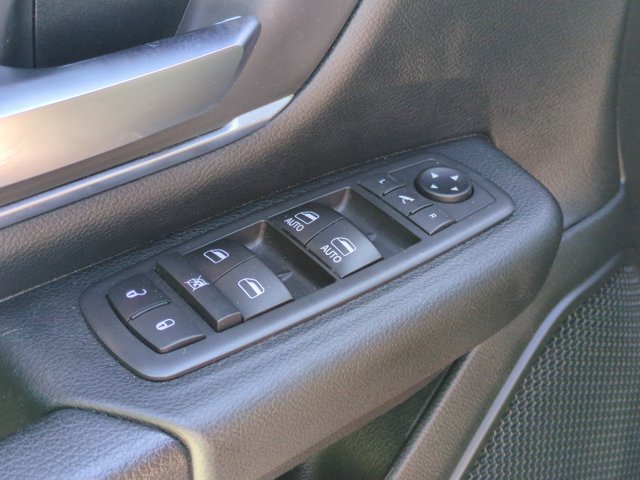 Used 2019 RAM 1500 Big Horn AWD/4WD image 14