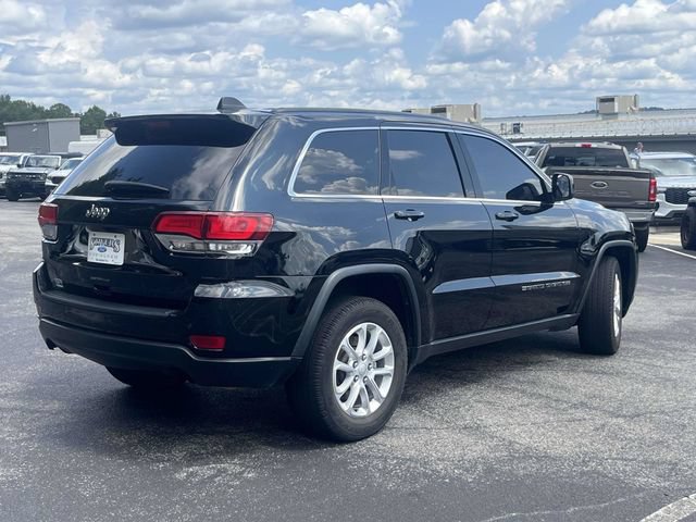 Used 2022 Jeep Grand Cherokee Laredo X RWD image 3