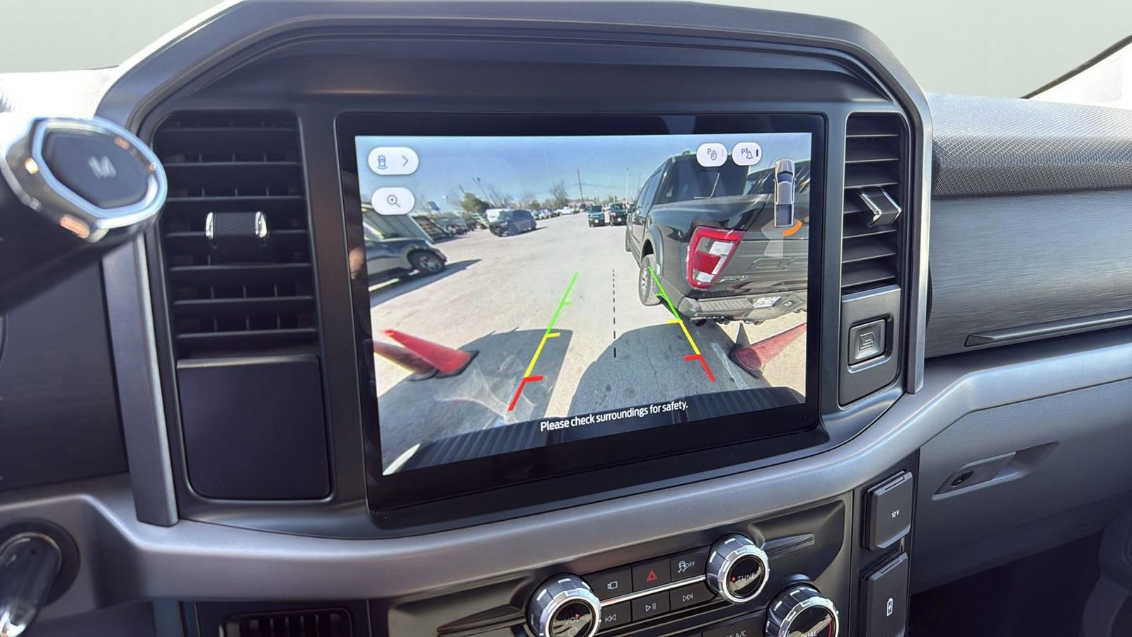 Certified 2025 Ford F150 XLT w/ Equipment Group 301A Standard image 20