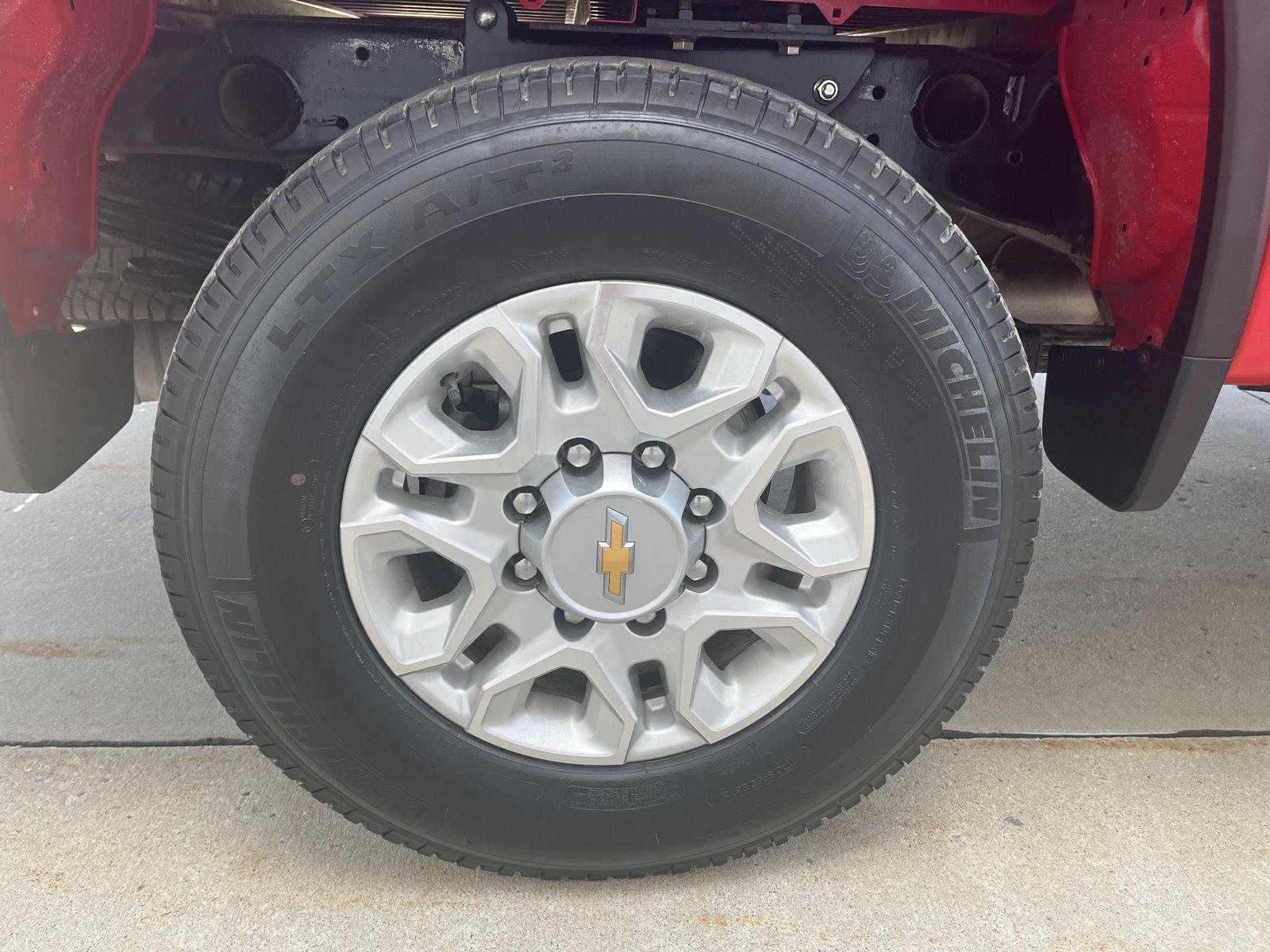 Used 2024 Chevrolet Silverado 2500 LT w/ All Star Edition AWD/4WD image 9