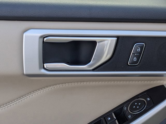 Certified 2022 Ford Explorer XLT w/ Equipment Group 202A image 12