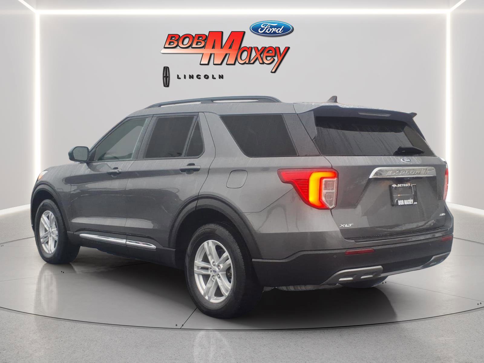 Certified 2023 Ford Explorer XLT w/ Equipment Group 202A image 2