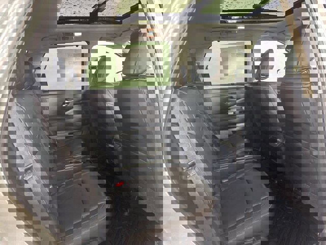 Used 2025 Nissan Pathfinder SL w/ SL Premium Package image 10