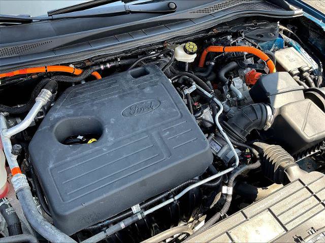 Certified 2020 Ford Escape Titanium AWD/4WD image 33