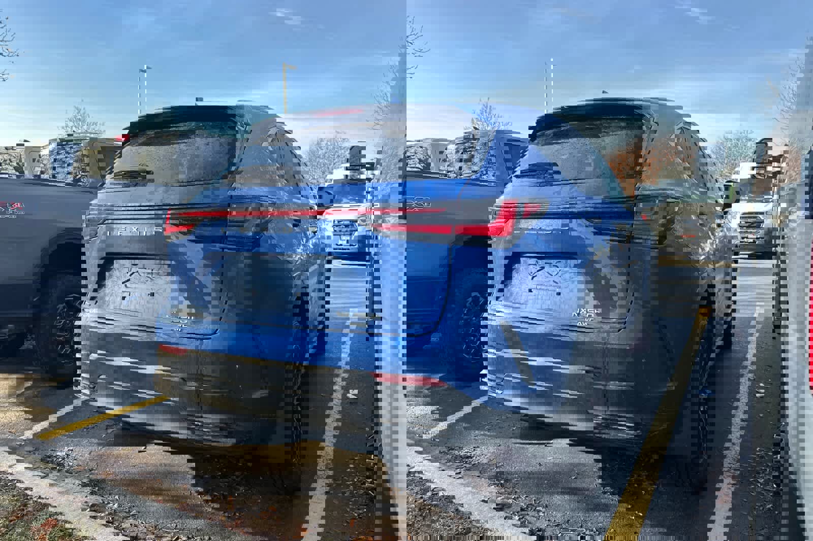 Used 2025 Lexus NX 350h AWD w/ Premium Package image 4