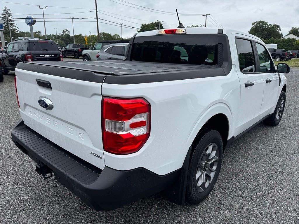 Certified 2022 Ford Maverick XLT w/ Equipment Group 300A Standard AWD/4WD image 6
