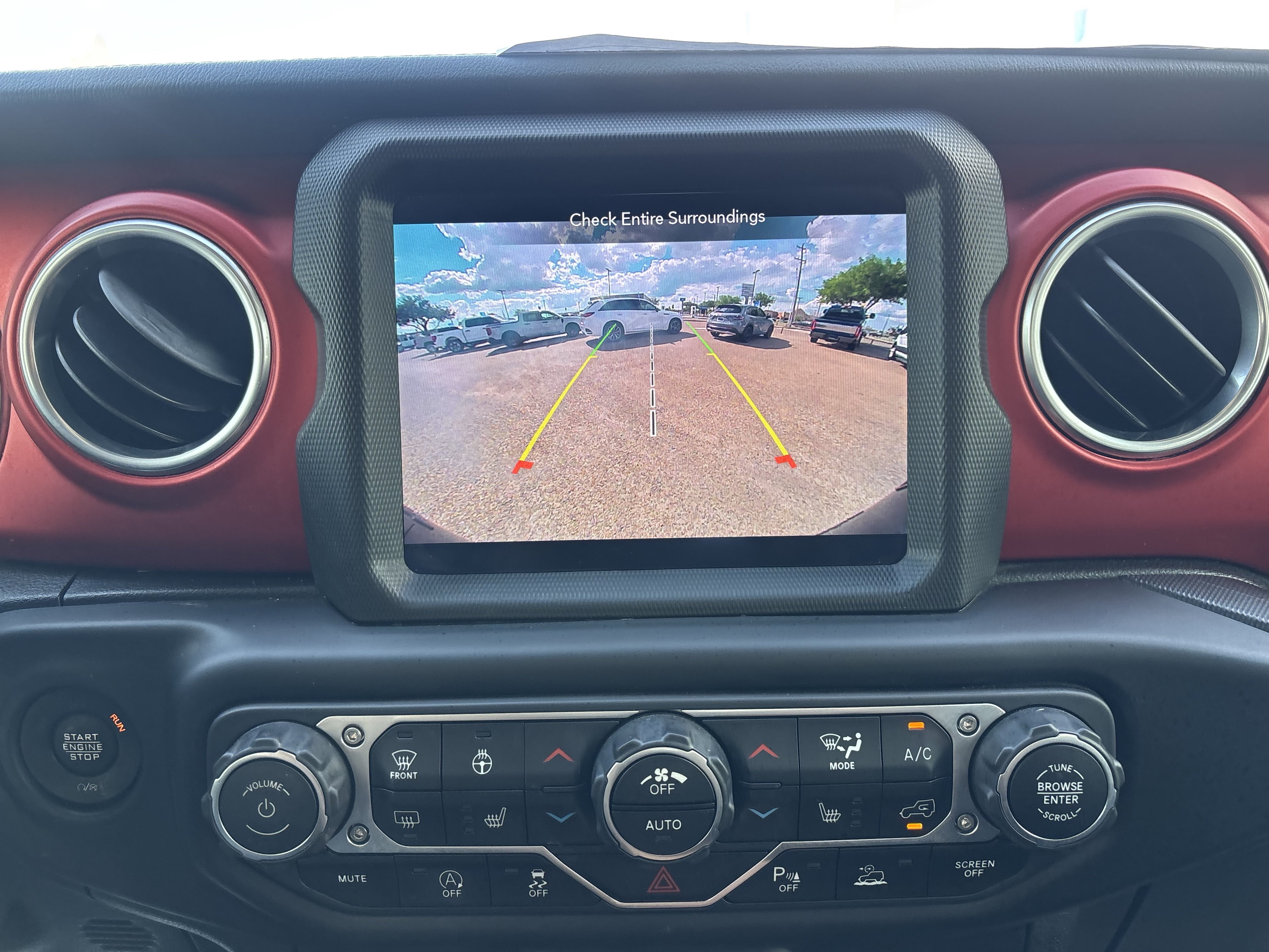Used 2021 Jeep Wrangler Unlimited Rubicon AWD/4WD image 37