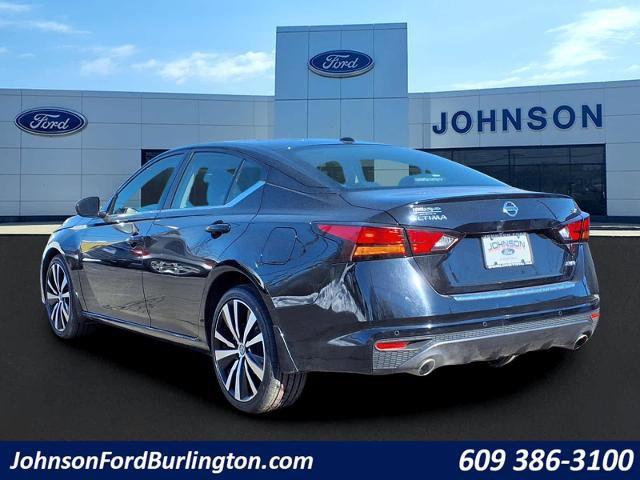 Used 2021 Nissan Altima 2.5 SR w/ SR Premium Package image 5