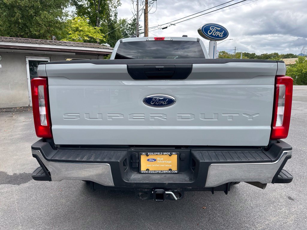 Certified 2025 Ford F250 XLT w/ Snow Plow Prep Package AWD/4WD image 6