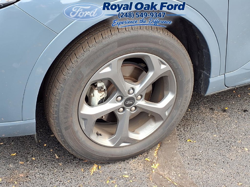 Certified 2024 Ford Escape ST-Line w/ Tech Pack #1 AWD/4WD image 35
