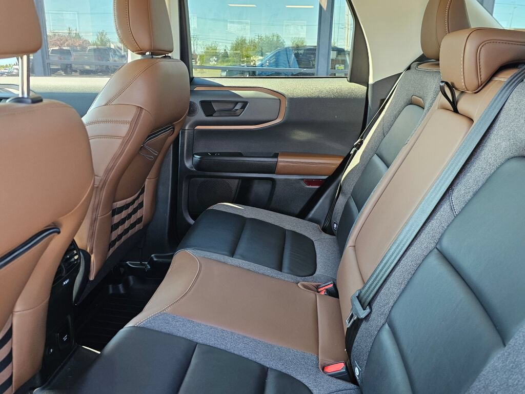 Certified 2023 Ford Bronco Sport Outer Banks w/ Tech Package AWD/4WD image 13