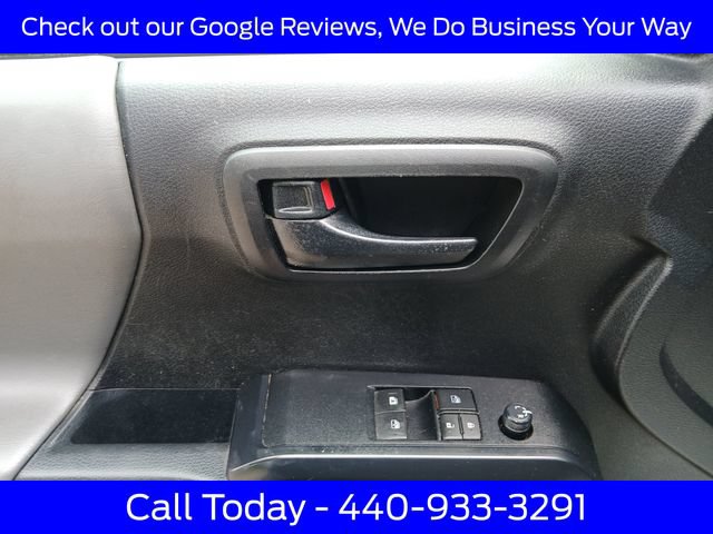 Used 2022 Toyota Tacoma SR AWD/4WD image 19