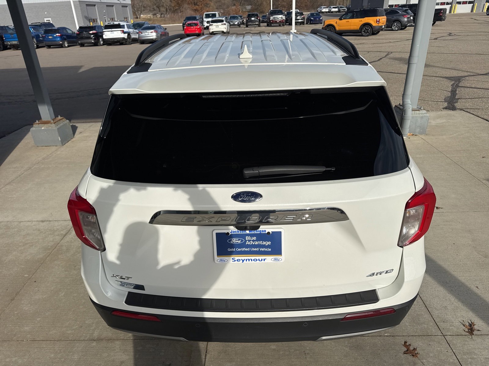 Certified 2023 Ford Explorer XLT w/ Equipment Group 202A image 4