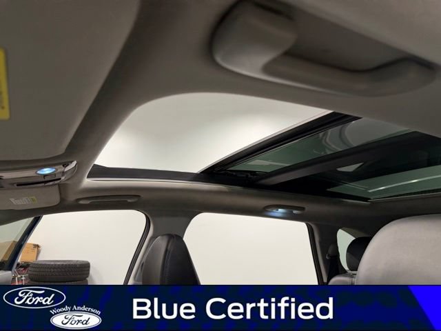 Used 2024 Kia Sorento S w/ Panoramic Sunroof Package FWD image 17