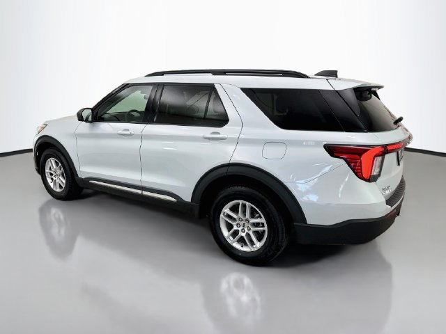 Certified 2025 Ford Explorer Active AWD/4WD image 5
