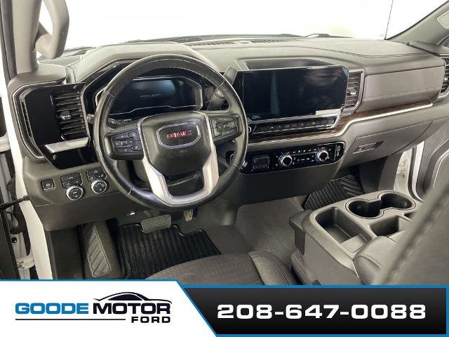 Used 2023 GMC Sierra 1500 SLE w/ Preferred Package AWD/4WD image 9