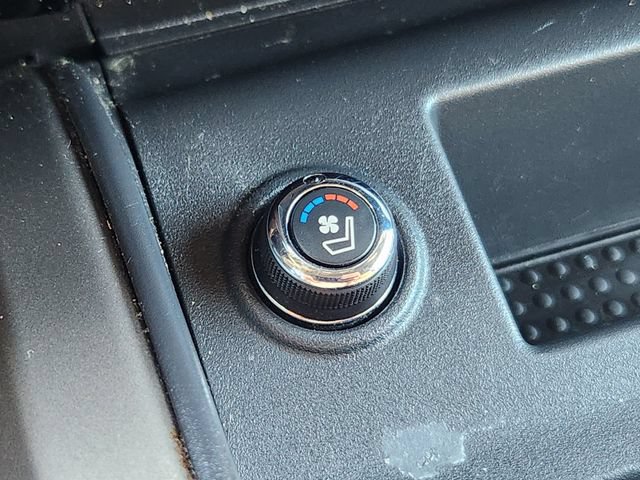 Used 2023 Nissan Titan Platinum Reserve w/ Moonroof Package AWD/4WD image 25