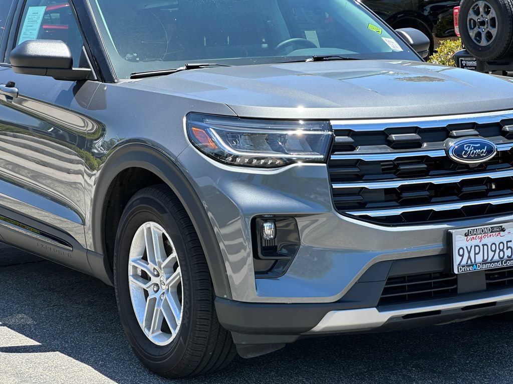 Certified 2026 Ford Explorer Active w/ Active Comfort Package RWD image 11