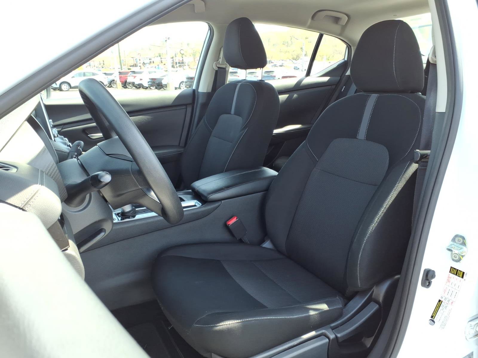 Used 2025 Nissan Sentra SV FWD image 12