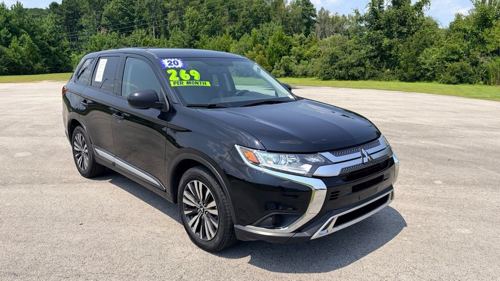 Used 2020 Mitsubishi Outlander ES FWD image 2