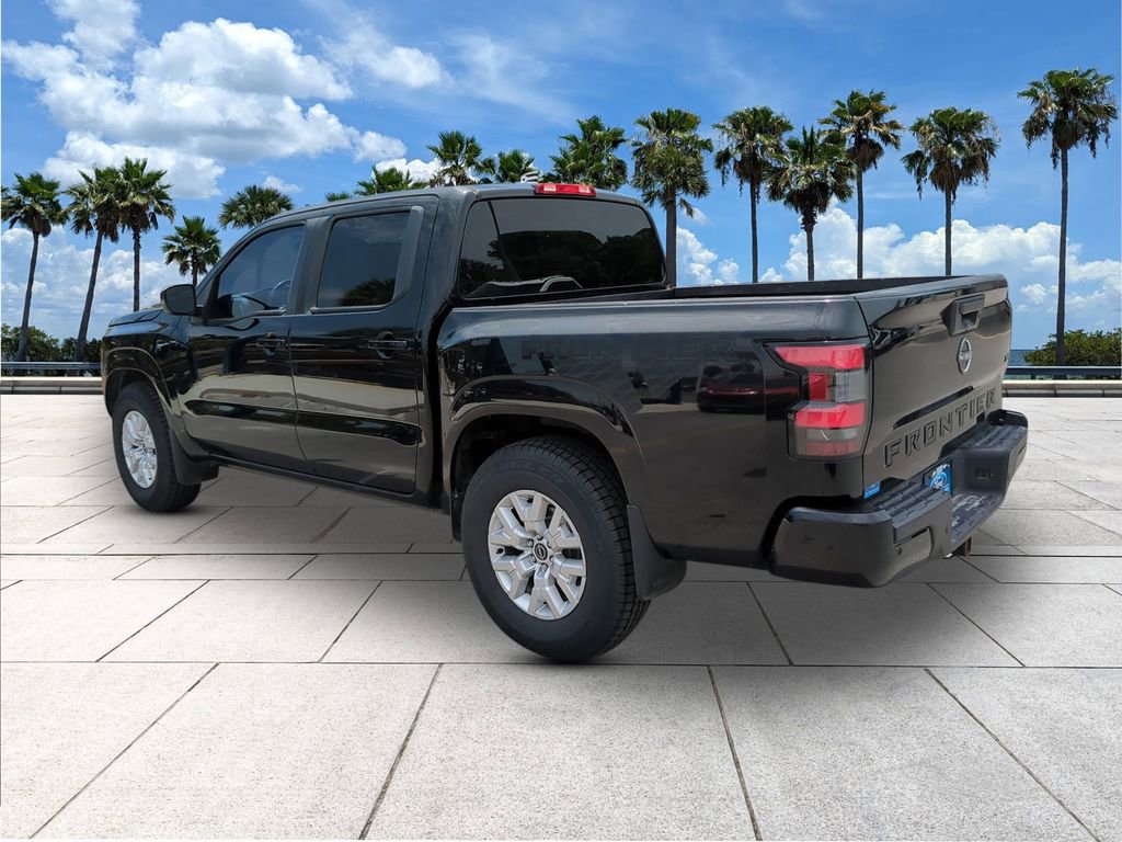 Used 2022 Nissan Frontier SV w/ Technology Package RWD image 5