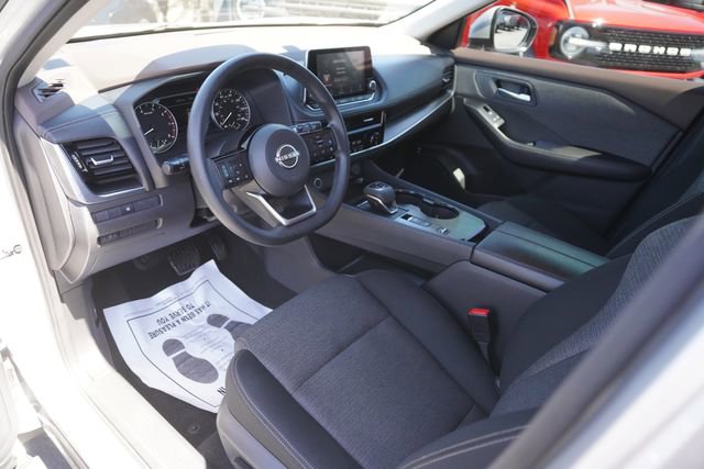 Used 2022 Nissan Rogue SV FWD image 8