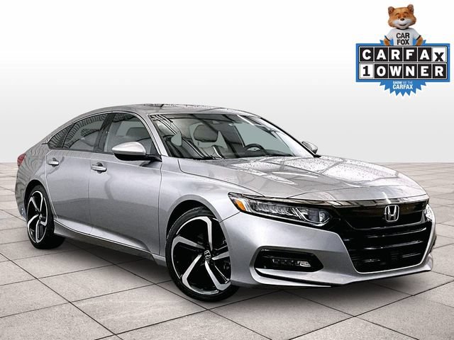 Used 2018 Honda Accord Sport image 2