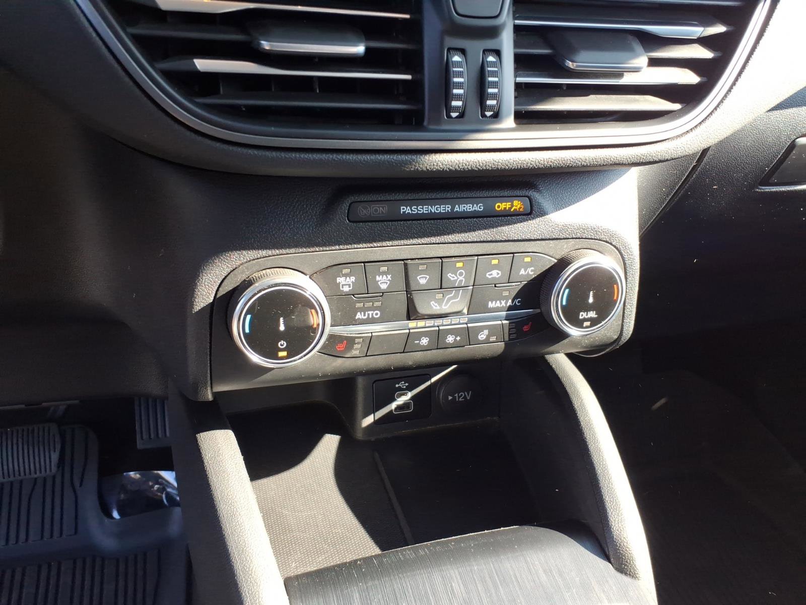 Certified 2024 Ford Escape Active AWD/4WD image 20