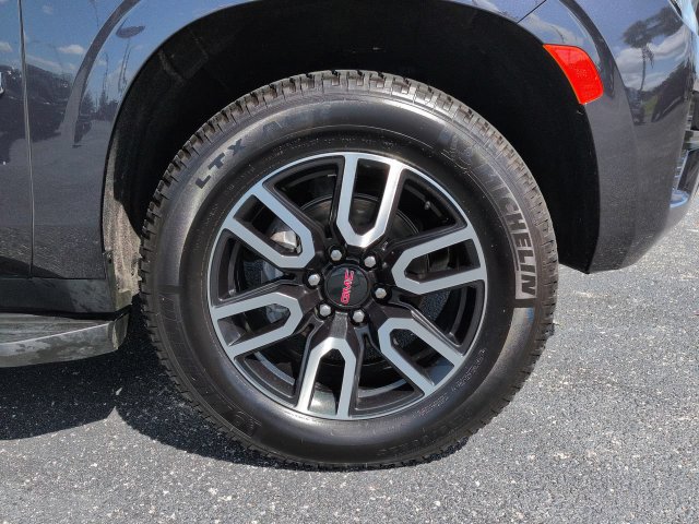 Used 2024 GMC Yukon AT4 w/ Max Trailering Package AWD/4WD image 11