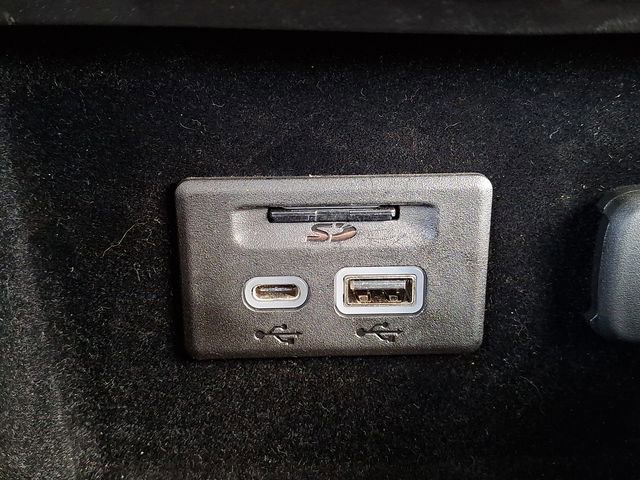 Used 2019 Cadillac XT4 Premium Luxury w/ Enhanced Visibility Package image 25