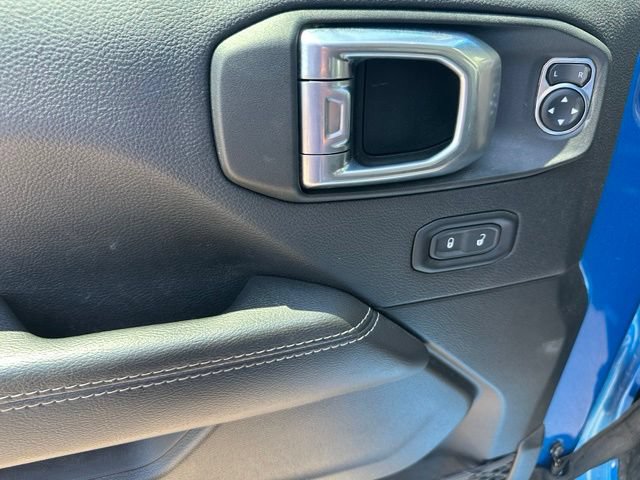 Used 2021 Jeep Wrangler Unlimited Sahara w/ Cold Weather Group AWD/4WD image 13