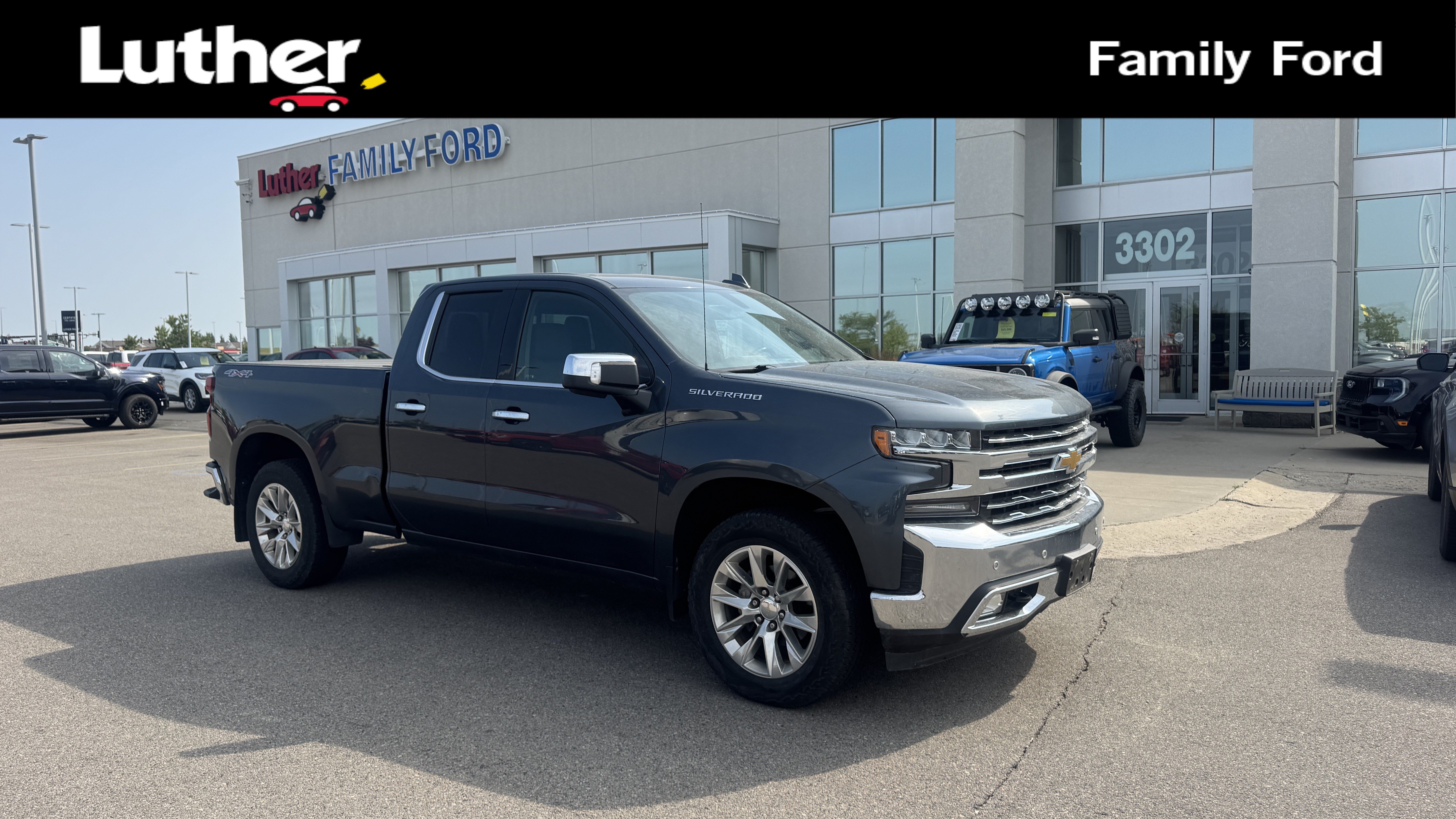 Used 2019 Chevrolet Silverado 1500 LTZ w/ LTZ Plus Package AWD/4WD image 1