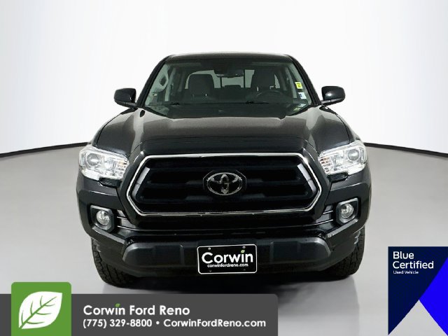 Used 2022 Toyota Tacoma SR5 RWD image 2