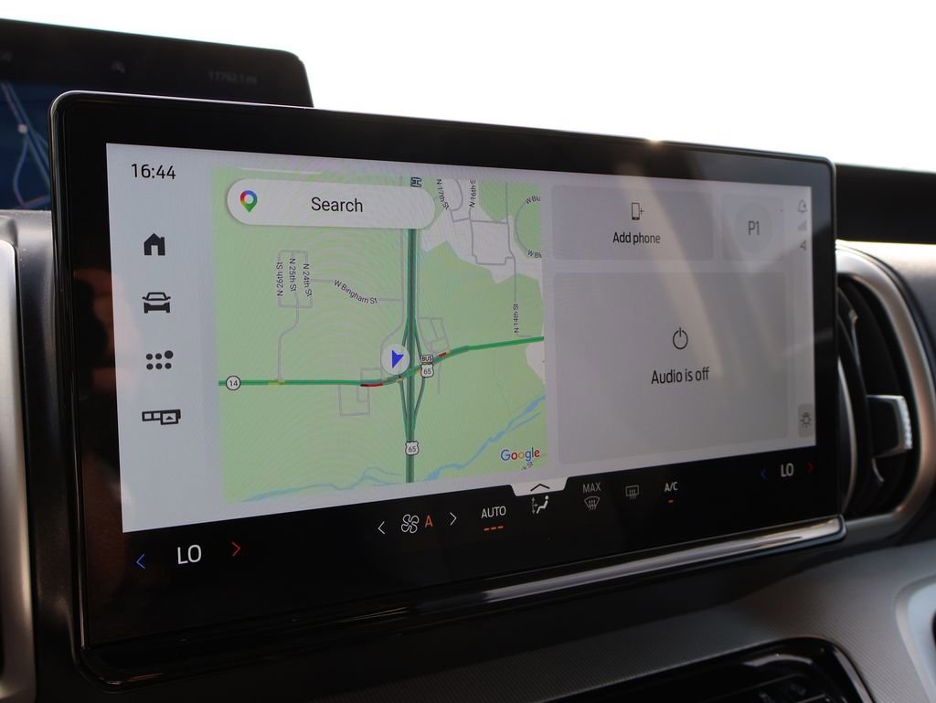 Certified 2025 Ford Expedition Active image 35