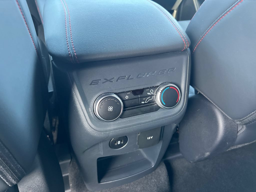 Certified 2026 Ford Explorer ST-Line RWD image 15