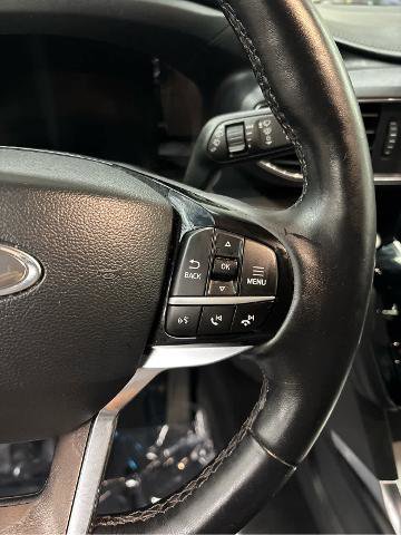 Certified 2022 Ford Explorer Platinum w/ Equipment Group 601A image 18