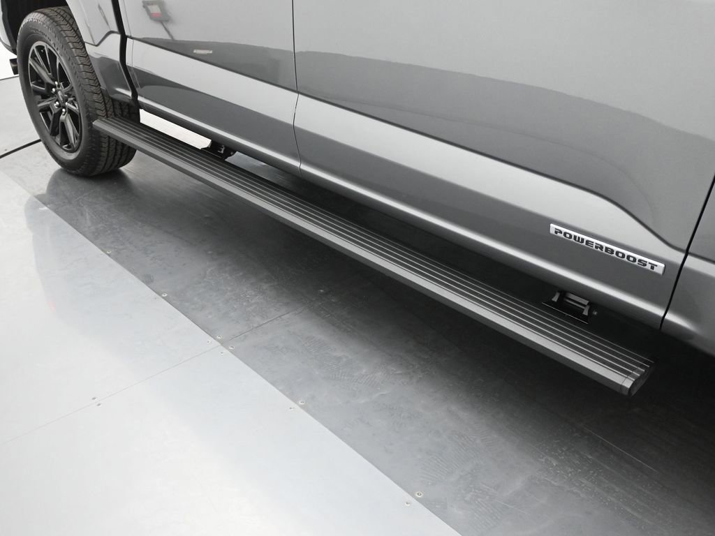 Certified 2025 Ford F150 Platinum w/ Equipment Group 702A High image 52