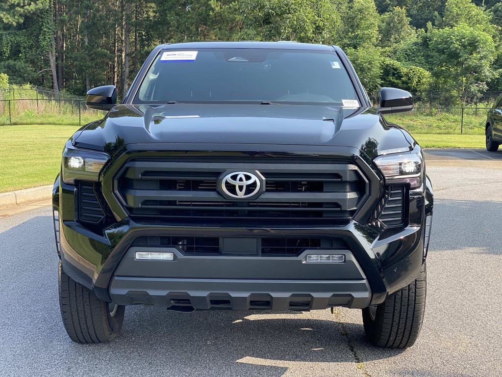 Used 2024 Toyota Tacoma SR5 AWD/4WD image 10