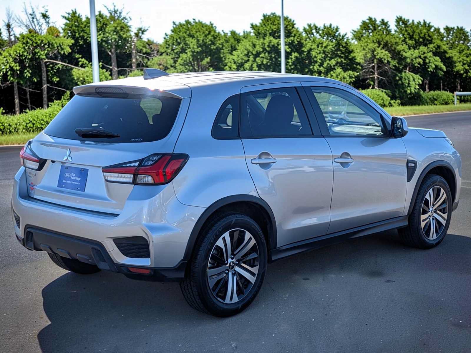 Used 2025 Mitsubishi Outlander Sport ES AWD/4WD image 6